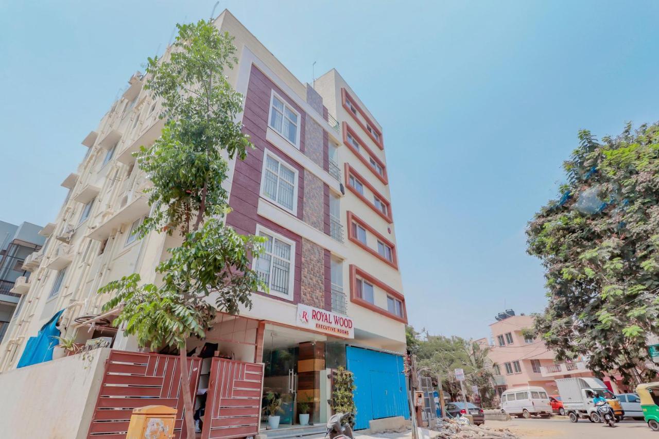 Oyo Flagship 80044 Royal Wood Deluxe Bangalore Exterior foto
