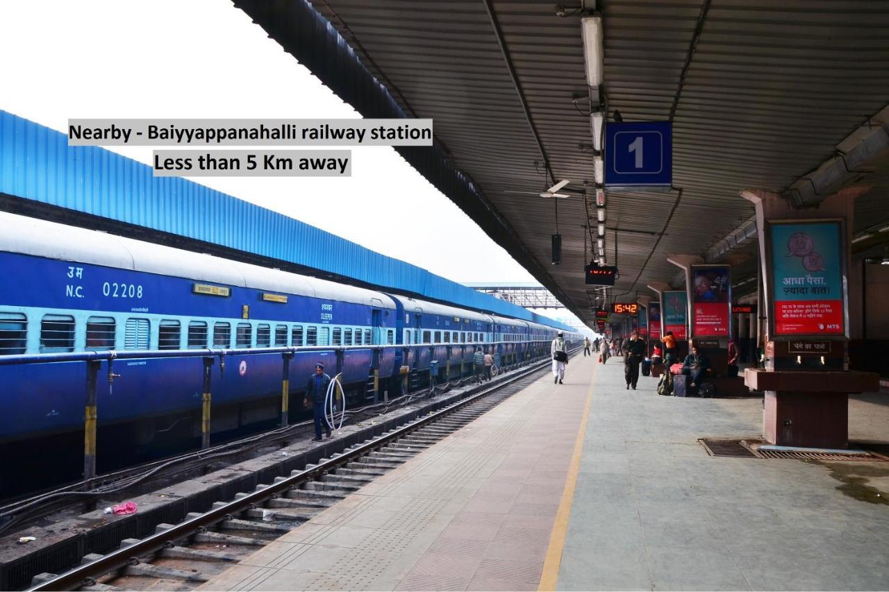 Oyo Flagship 80044 Royal Wood Deluxe Bangalore Exterior foto